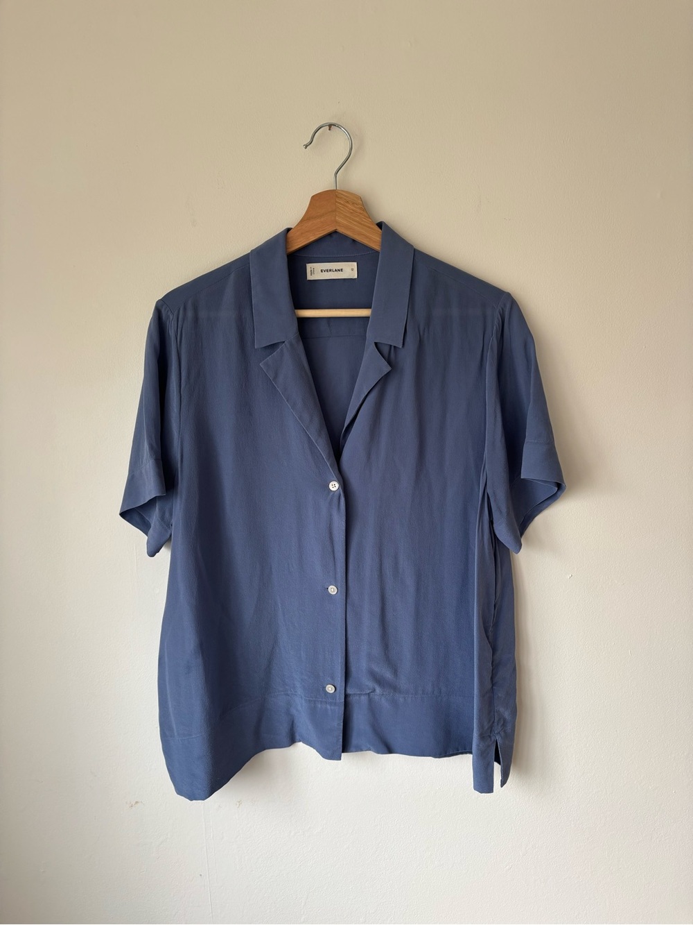 Everlane Notch Short-Sleeve Button-Down Shirt in Slate Blue - Picture 2 of 8